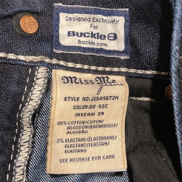 Miss Me Woman’s Size 25 Embellished Dark Wash Straight Jeans - Picture 14 of 14